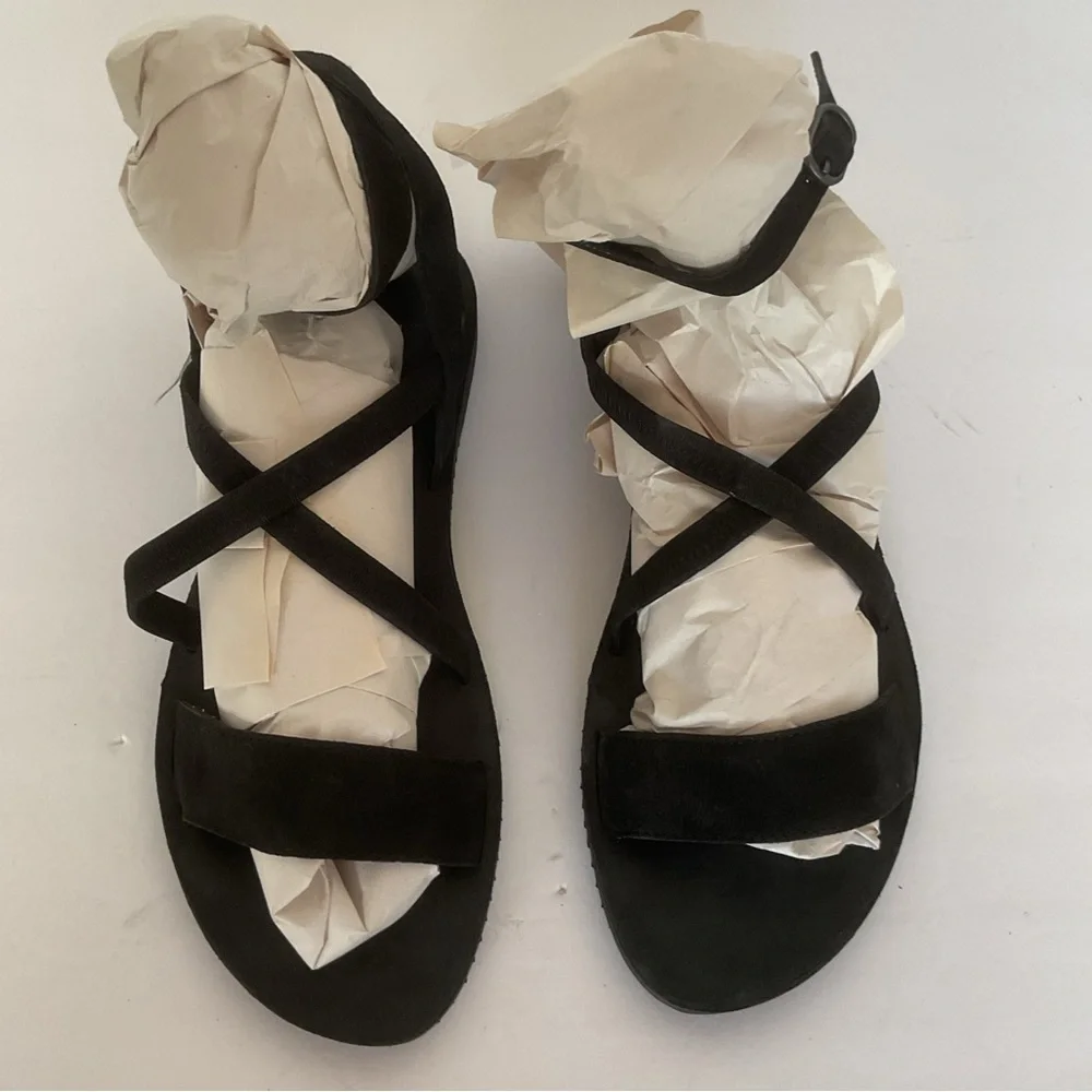 Eileen Fisher Black leather Sandals size 8.5 - Picture 1 of 10